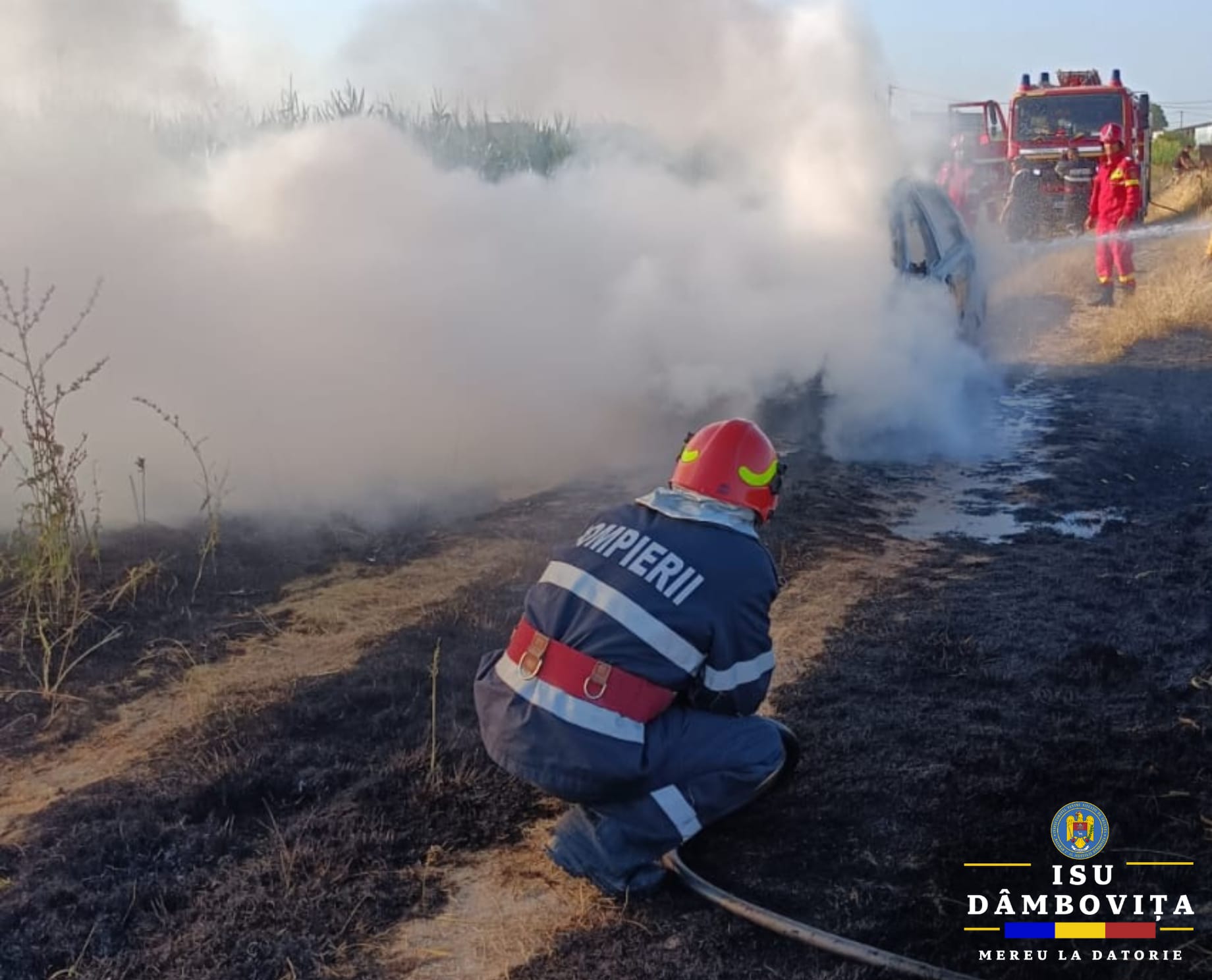 Autoturism distrus de flăcări în localitatea Vișina: Garda Vișina și SMURD au intervenit prompt pentru a stinge incendiul