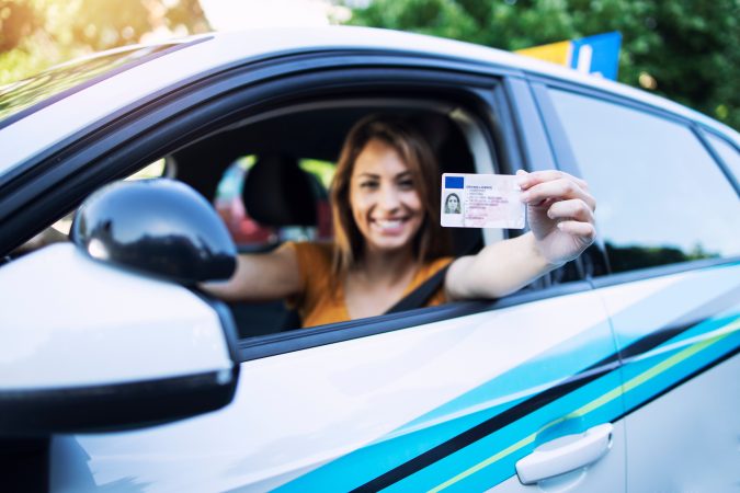 Tot ce trebuie să faci pentru a obține permisul de conducere!