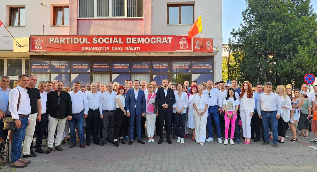 Echipa PSD Dâmbovița a fost în mijlocul cetățenilor din Găești care au sărbătorit ziua orașului