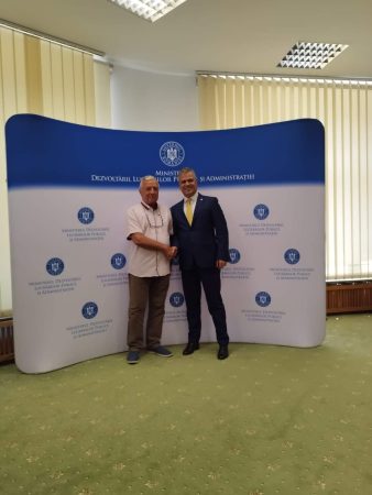 Administrația locală de la I.L.Caragiale a semnat contractul de finanțare prin PNRR pentru extindere canalizare pentru mai multe străzi din satul Ghirdoveni
