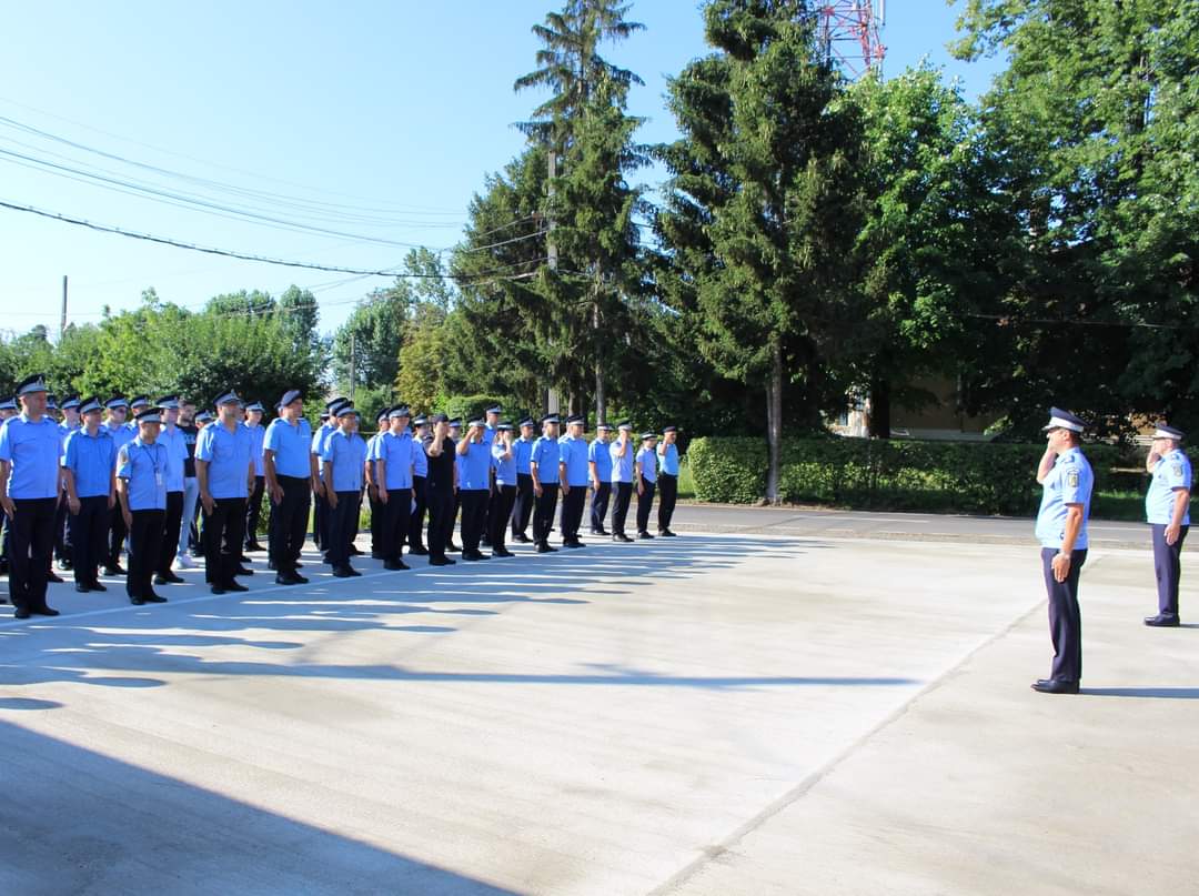 Ieri, la data de 1 august, a avut loc o adunare festivă în cadrul căreia 36 de jandarmi de la Inspectoratul de Jandarmi Județean