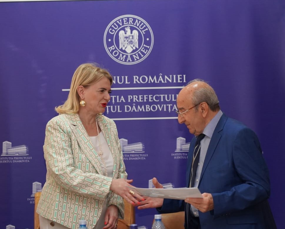 Ședința festivă a Comitetului Consultativ de Dialog Civic pentru Persoanele Vârstnice: Un Parteneriat de Valoare între Prefectură și Seniorii Județului