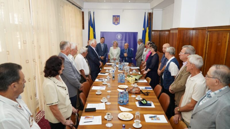Ședința festivă a Comitetului Consultativ de Dialog Civic pentru Persoanele Vârstnice: Un Parteneriat de Valoare între Prefectură și Seniorii Județului
