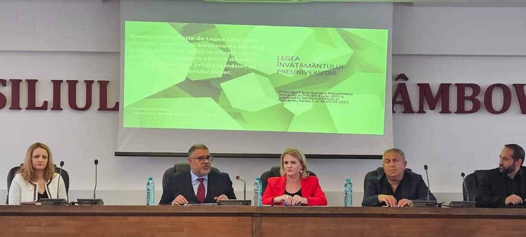 Marian Daragiu, Subsecretar de Stat din Ministerului Educației, și Prefectul Claudia Gilia sprijină Strategia de Incluziune a Cetățenilor Români de Etnie Romă