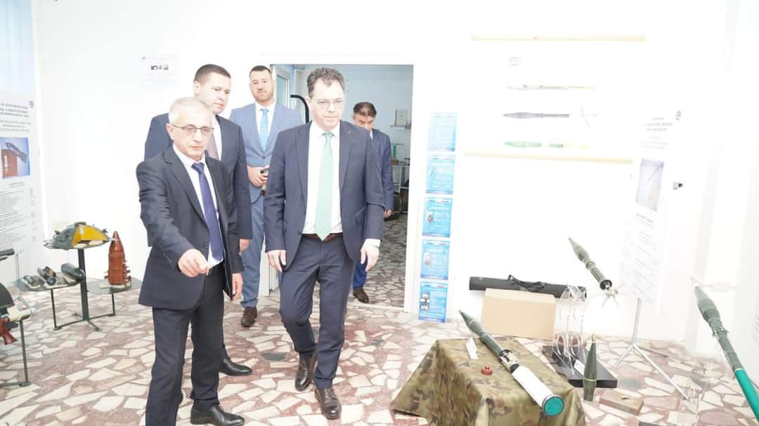 Astăzi, ministrul Economiei a făcut o vizită de lucru în județul Dâmbovița, la Uzina Mija, Automecanica Moreni și Uzina Dragomirești