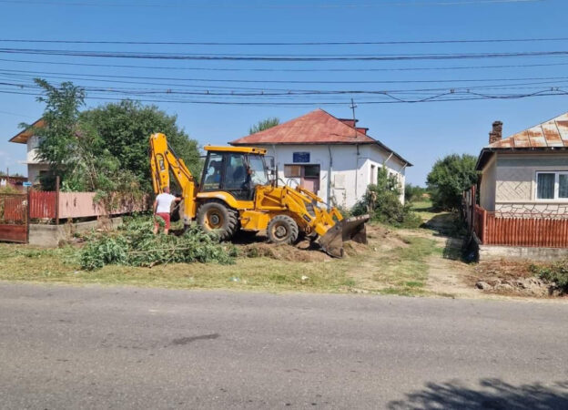 Au demarat lucrările de realizare a unui loc de joaca la Văcărești