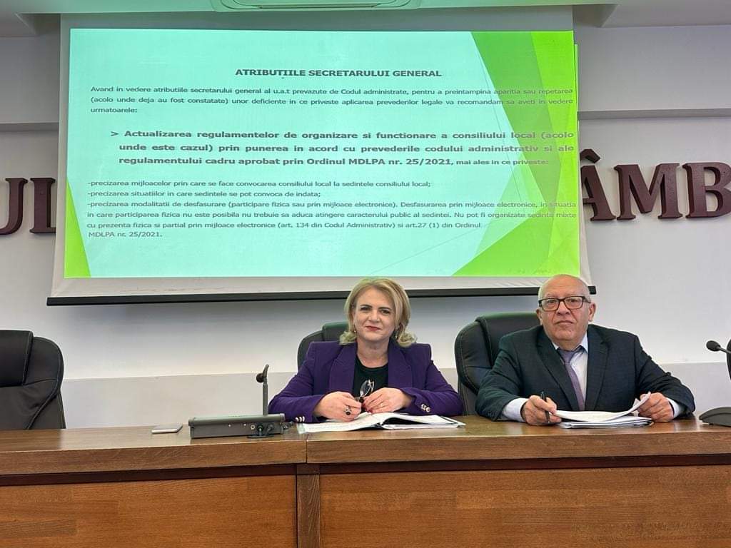 Prefectura Dâmbovița a fost gazda unei întâlniri de lucru cu secretarii generali ai unităților administrativ - teritoriale dâmbovițene