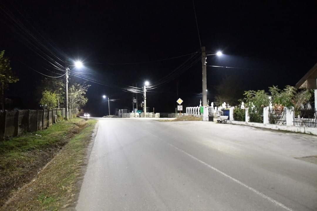 Stradă cu stradă, iluminatul public din Răcari este în plin proces de modernizare