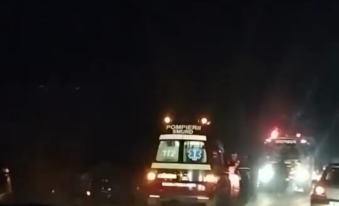 PLANUL ROȘU a fost activat în Dâmbovița: Opt victime  după ce un microbuz s-a răsturnat în comuna Corbii Mari.