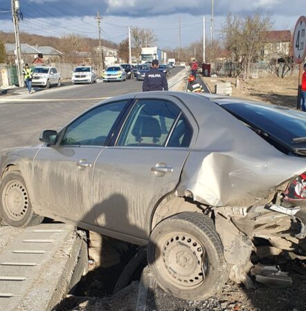 Accidente de circulație în Gura Ocniței și Călugăreni Accidente de circulație în Gura Ocniței și Călugăreni, la data de 23 decembrie a.c., în jurul orei 13:31, polițiștii din cadrul Poliției Orașului Răcari au fost sesizați cu privire la producerea unui accident rutier în localitatea Călugăreni.