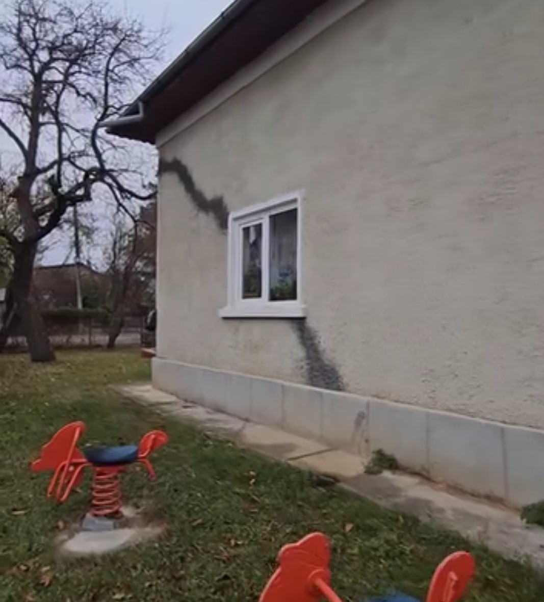Intră în reabilitarea Grădinița  nr. 11 din Priseaca, Primăria Târgoviște a semnat contractul de execuție de lucrări care vizează  unitatea de învățământ amintită.