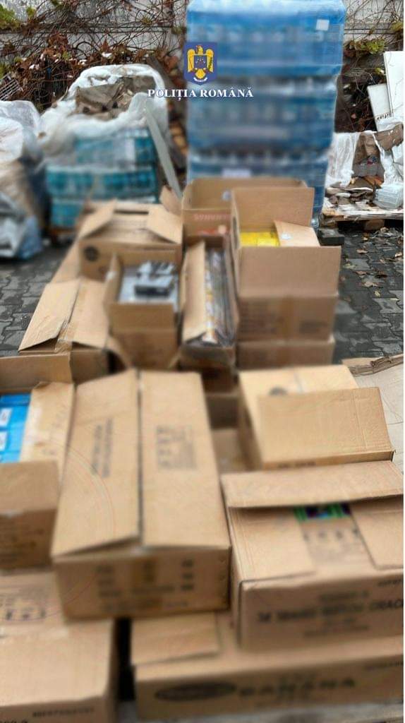 PESTE 87 DE TONE DE ARTICOLE PIROTEHNICE, INDISPONIBILIZATE DE POLIȚIA ROMÂNĂ, în perioada sărbătorilor de iarnă, Direcţia Arme, Explozivi şi Substanţe