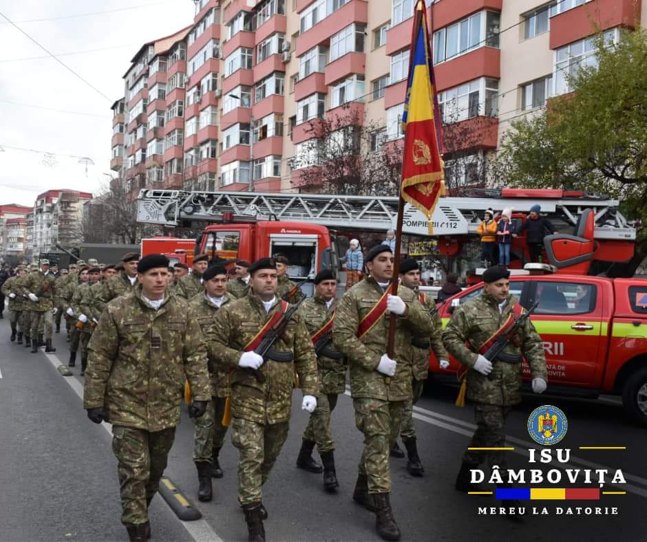 1 Decembrie 2023, pompierii dâmboviţeni au participat în cadrul festivității care a avut loc în centrul municipiului Târgoviște cu ocazia Zilei Naţionale a României.