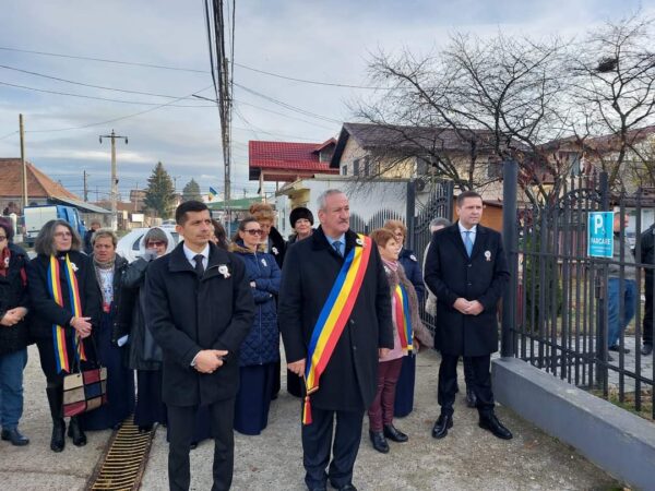Administrația locală de la Vulcana Pandele a sărbătorit 1 Decembrie