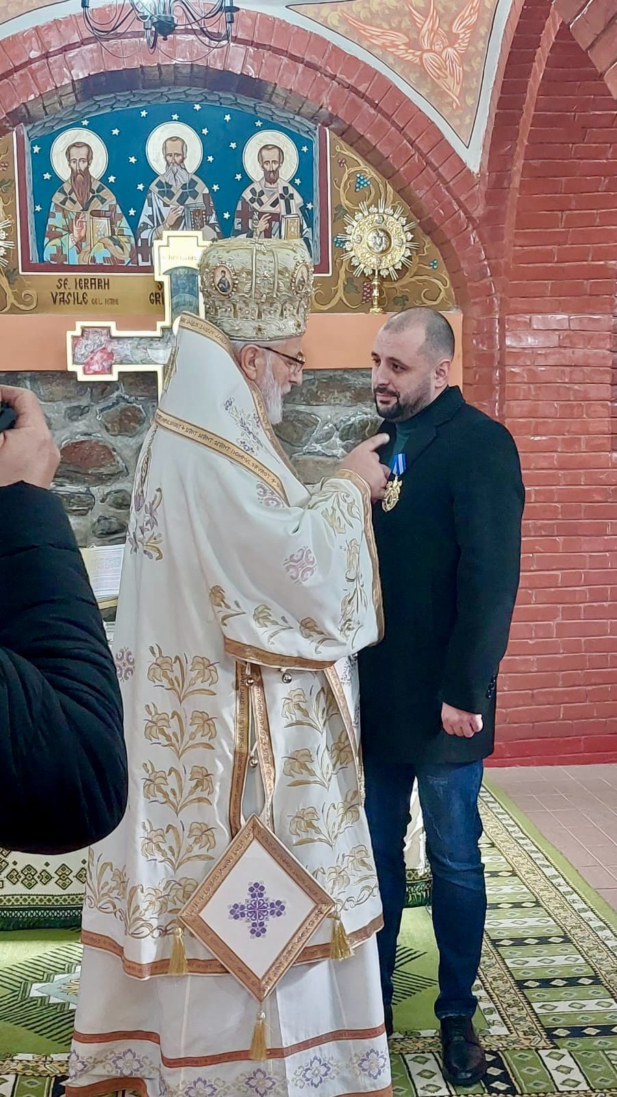 O zi deosebită pentru Penitenciarul Mioveni: Sfințirea și Recunoașterea