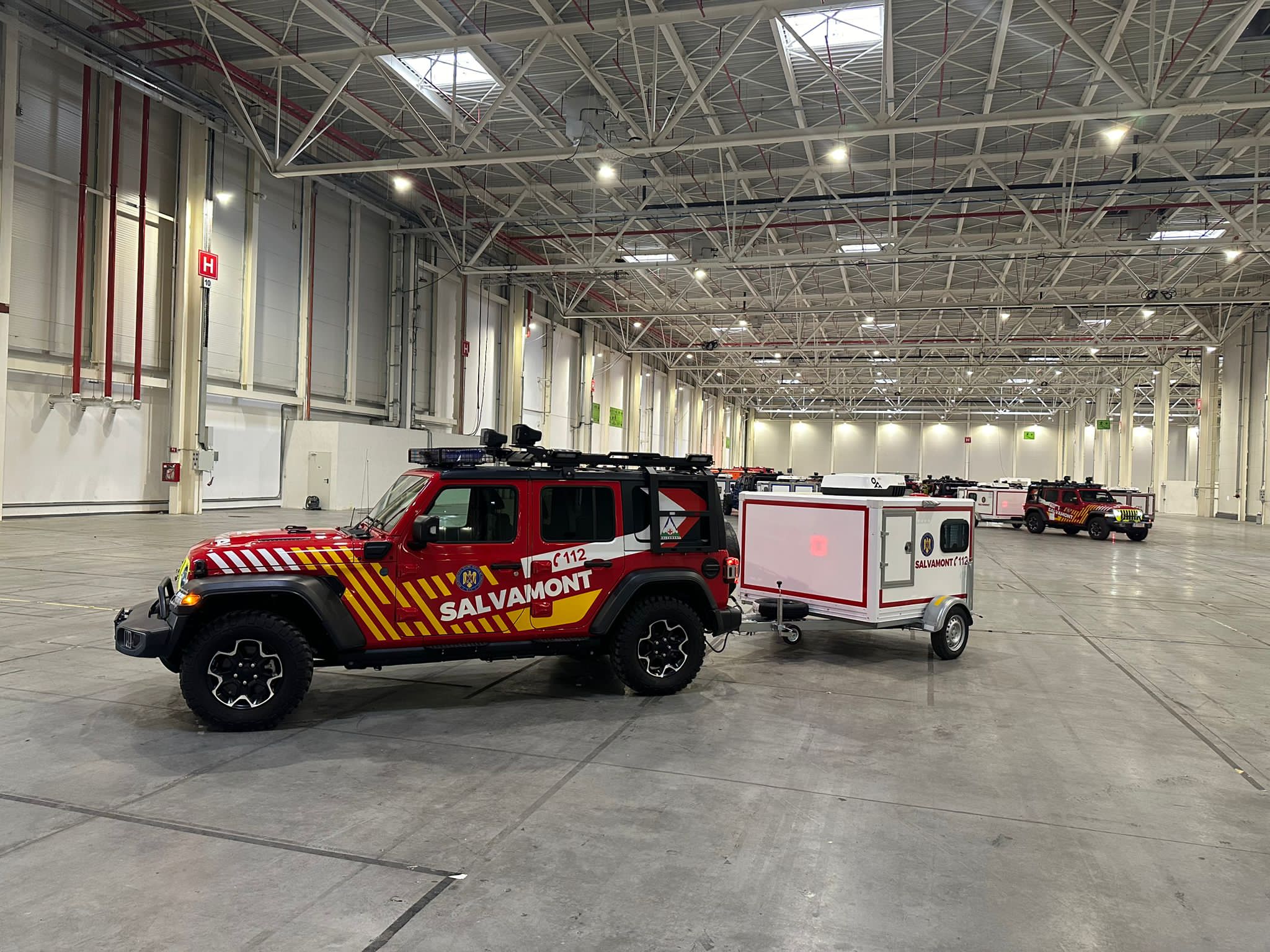 Serviciul Salvamont Dâmbovița și Jandarmeria Montană Dâmbovița au, de astăzi,  în dotare autospeciale de intervenție ultramoderne, achiziționate