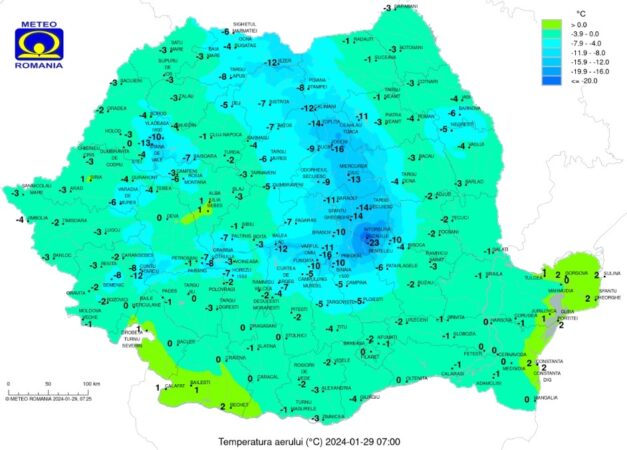 Vreme va fi foarte rece în zonele montane şi în depresiuni, iar noaptea, local în Transilvania, Maramureş, nordul şi centrul Moldovei şi în dealurile subcarpatice ale Munteniei. 