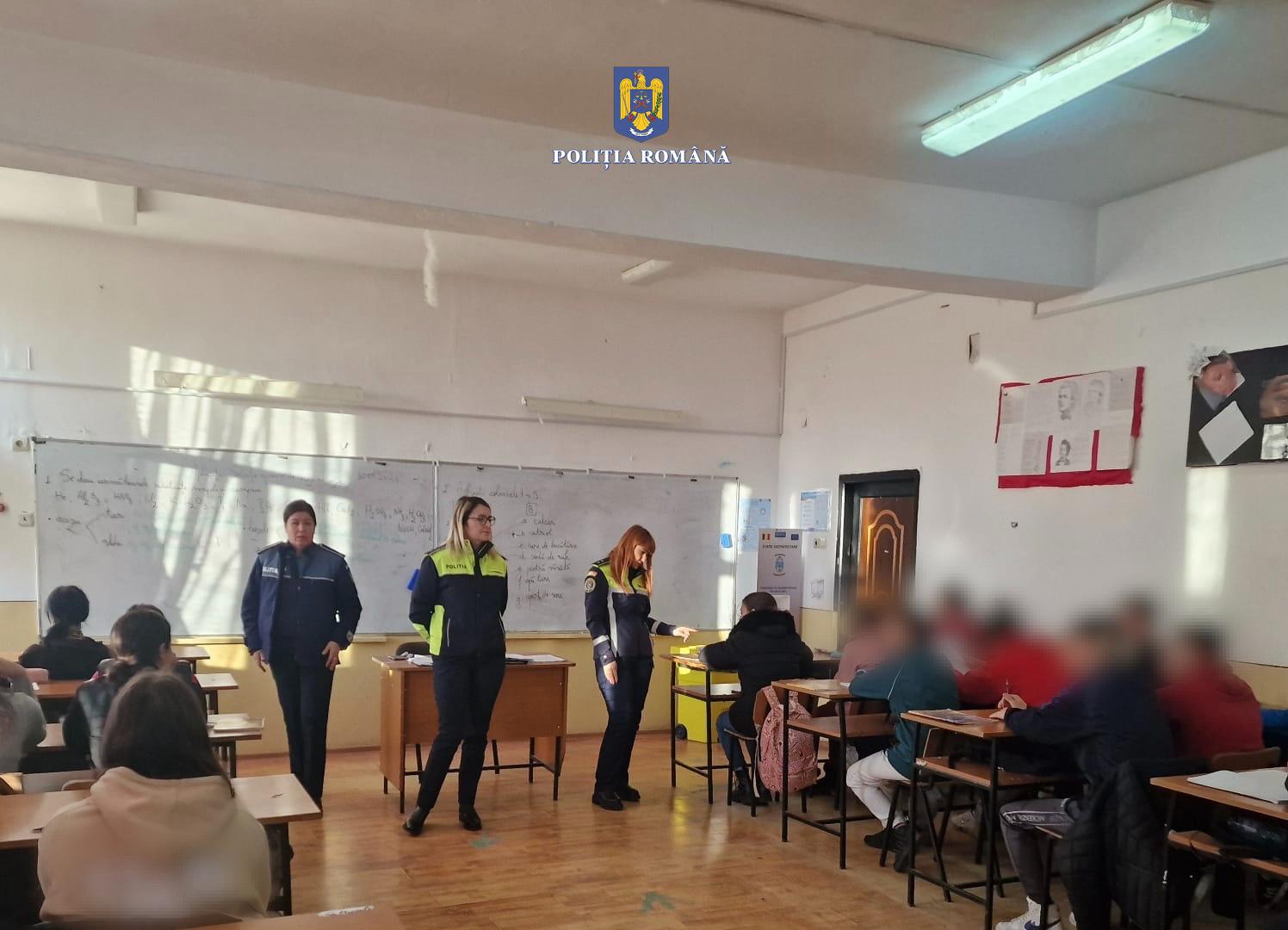 NONVIOLENȚA ÎN ȘCOLI, PRIORITATEA POLIȚIȘTILOR DÂMBOVIȚENI, polițiștii din cadrul Biroului Siguranță Școlară și cei de la structurile