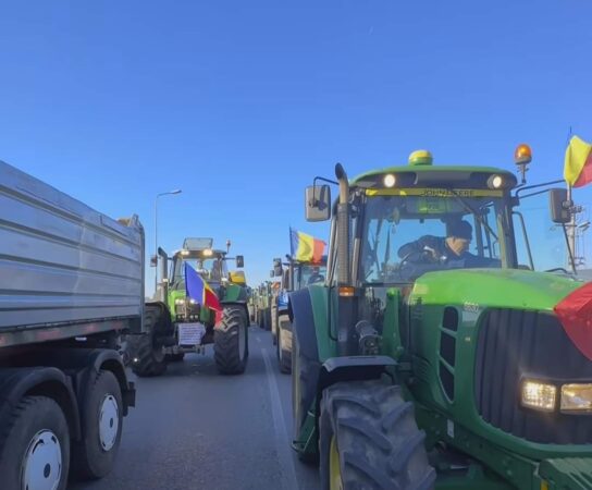 Protestele fermierilor paralizează traficul în mai multe zone din țară Protestele fermierilor paralizează traficul în mai multe zone din țară, Centrul INFOTRAFIC din Inspectoratul General al Poliției Române informează