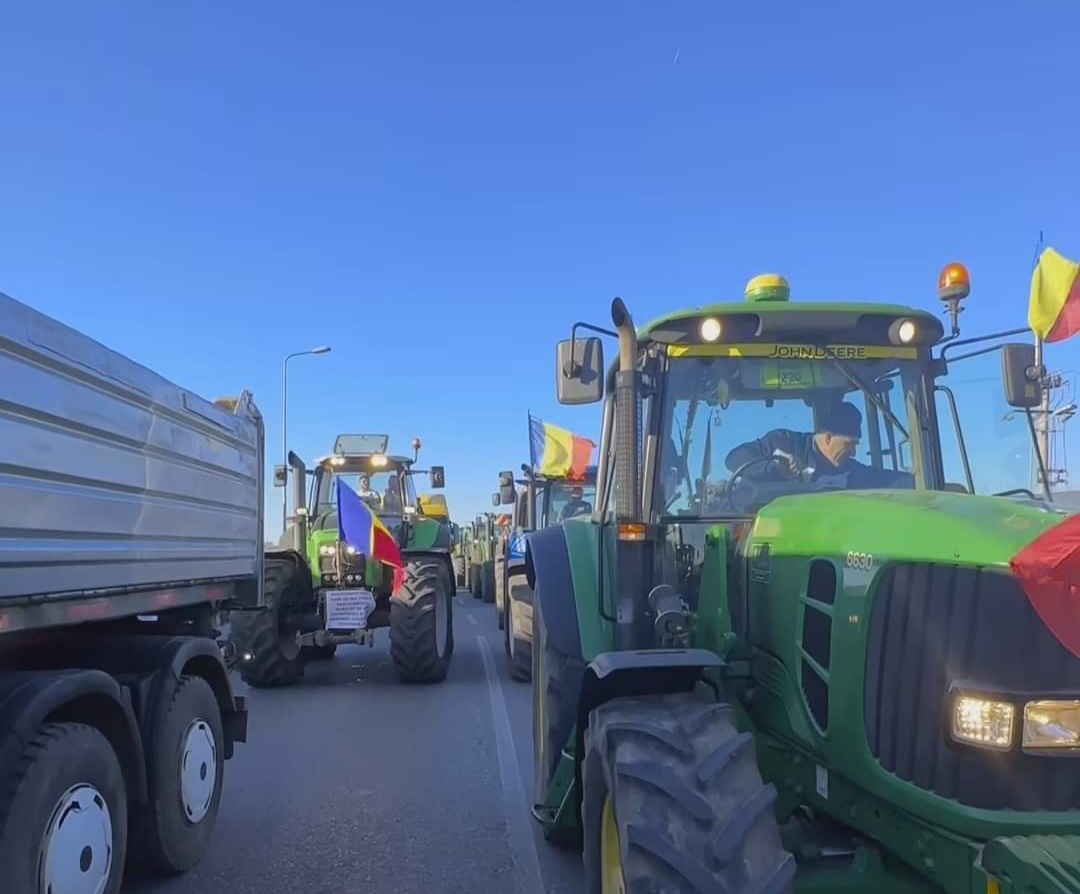 Protestele fermierilor paralizează traficul în mai multe zone din țară, Centrul INFOTRAFIC din Inspectoratul General al Poliției Române informează