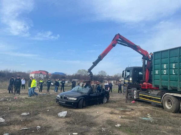 Garda Națională de Mediu, IPJ Dâmbovița, IJJ Dâmbovița și Brigada Specială de Intervenție a Jandarmerie au descins în zona Mătăsaru-Găești Garda Națională de Mediu, IPJ Dâmbovița, IJJ Dâmbovița și Brigada Specială de Intervenție a Jandarmerie au descins în zona Mătăsaru-Găești