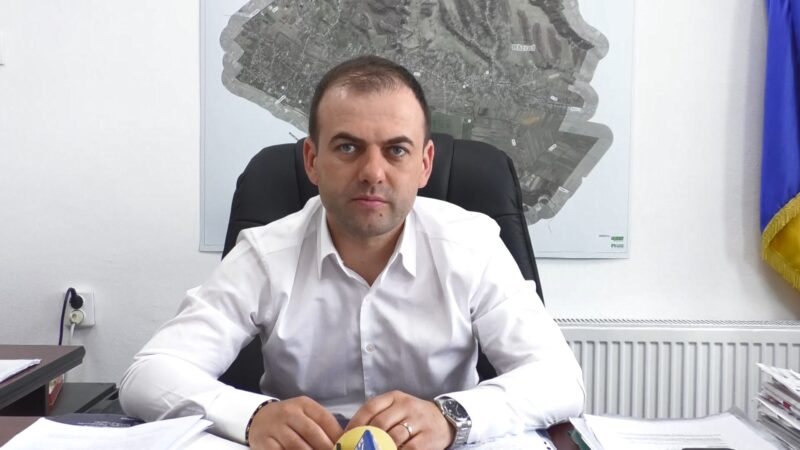 Dezvoltarea comunei Răzvad este în plină ascensiune. Cu investiții deja implementate, cu altele  în proces de implementare dar și cu obținerea fiecărei