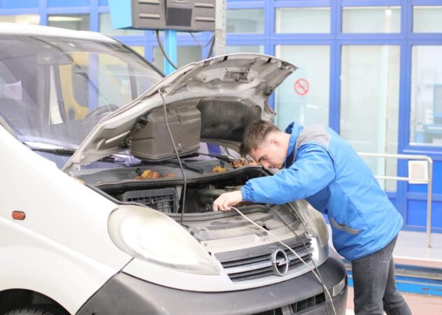 Certificatul „RAR Auto Pass” va fi obligatoriu la vânzarea mașinii Certificatul "RAR Auto Pass" va fi obligatoriu la vânzarea mașinii, Registrul Auto Român va emite de la 1 decembrie 2024, deținătorilor de autovehicule, certificatul ”RAR Auto Pass”.