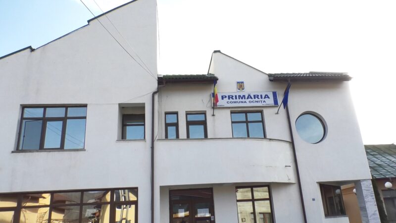 Comuna Ocnița se modernizează pe toate palierele,  traversează un amplu proces de modernizare și asta datorită eforturilor depuse de către administrația locală condusă de primarul  Eduard Barcău.