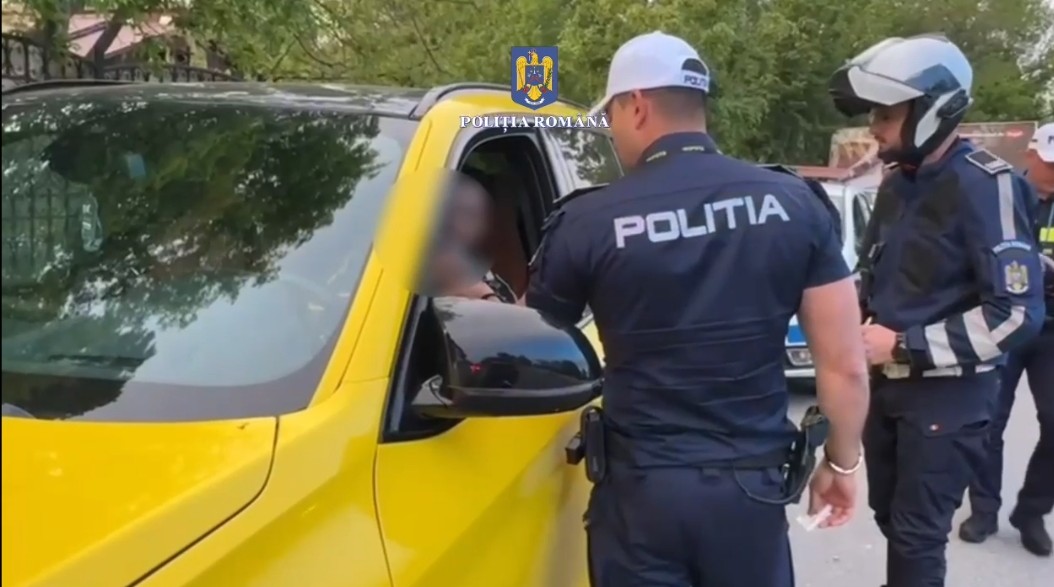Controale pentru creșterea gradului de siguranță pe drumurile publice din Dâmbovița, polițiștii au aplicat peste 500 de sancțiuni contravenționale
