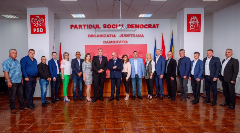 Primarul comunei Voinești, Gabriel Dănuț Sandu și echipa PSD de consilieri locali, s-au înscris în cursa electorală pentru 9 iunie Primarul comunei Voinești, Gabriel Dănuț Sandu și-a depus ieri, candidatura pentru funcția de primar al comunei Voinești, alături de o echipă solidă și pusă pe treabă a PSD.