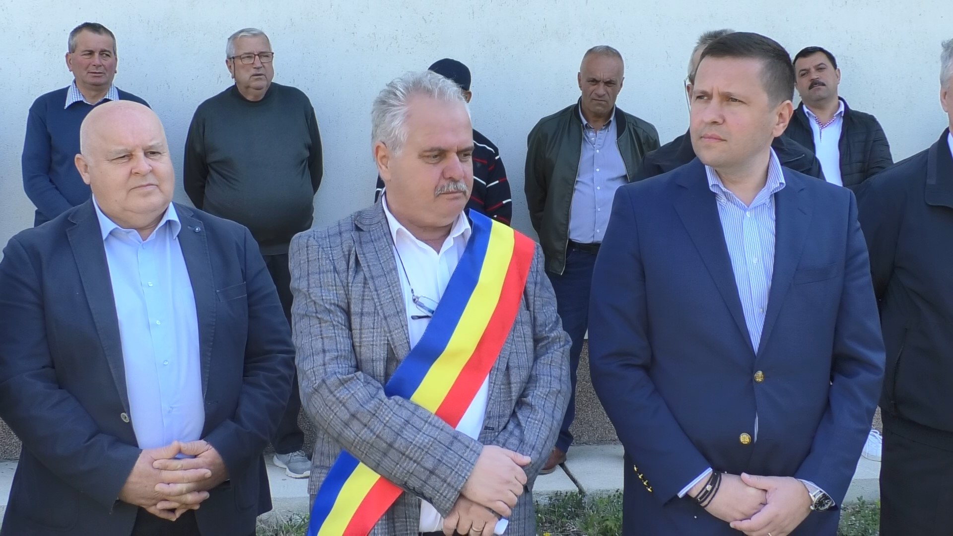 Comuna Mănești este în plină dezvoltare, astăzi a fost dată în folosință rețeaua de gaze, investiție majoră pentru comunitate.