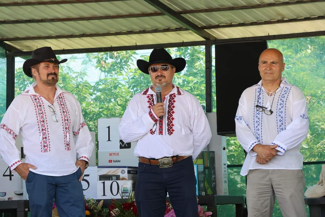 Un vis american, o comunitate unită la Ghimpați- Răcari.