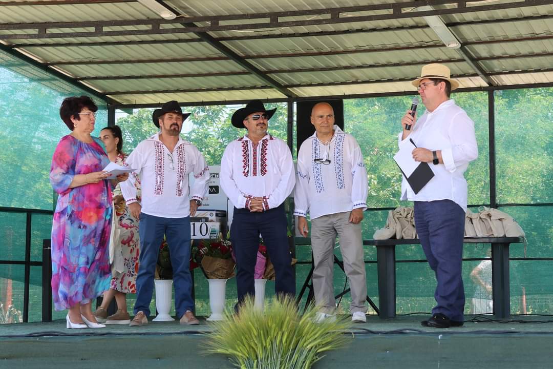 Un vis american, o comunitate unită la Ghimpați- Răcari.