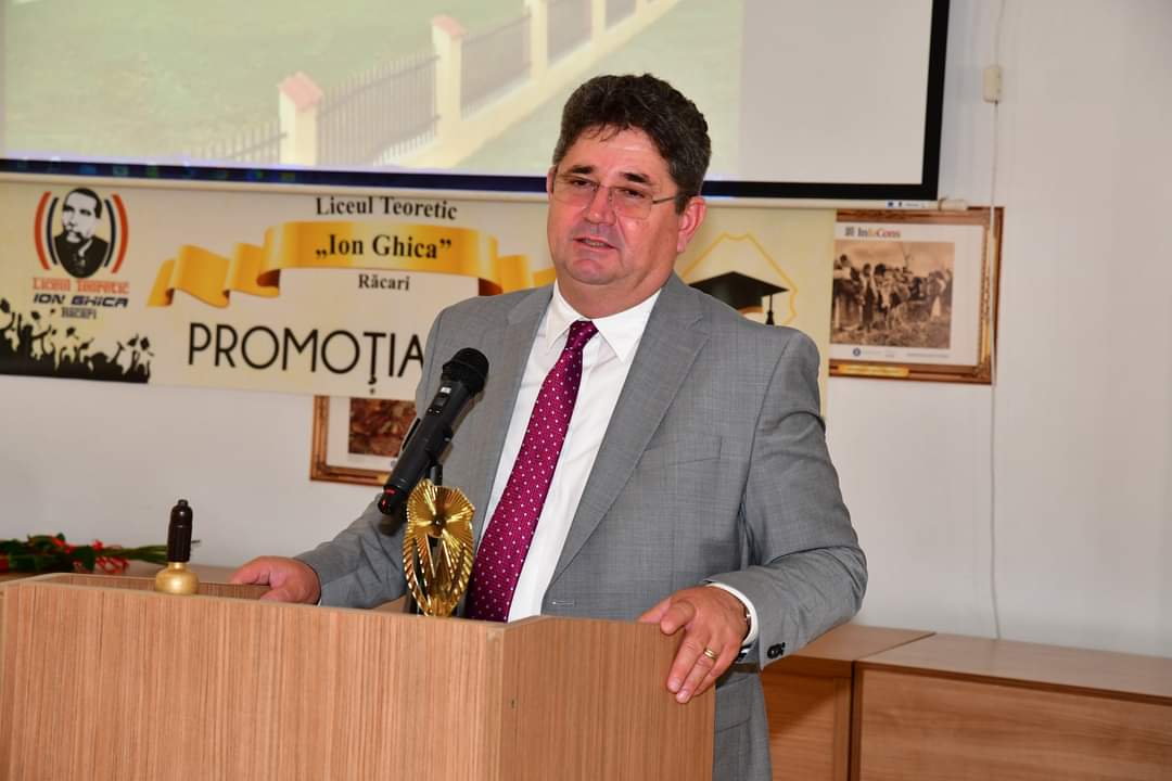 Ultimul clopoțel! Emoții și bucurie la Festivitatea de Absolvire a Liceului Teoretic "Ion Ghica" din Răcari
