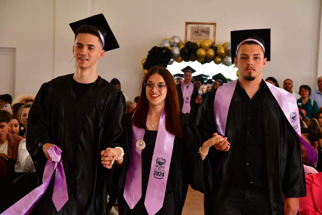 Ultimul clopoțel! Emoții și bucurie la Festivitatea de Absolvire a Liceului Teoretic "Ion Ghica" din Răcari