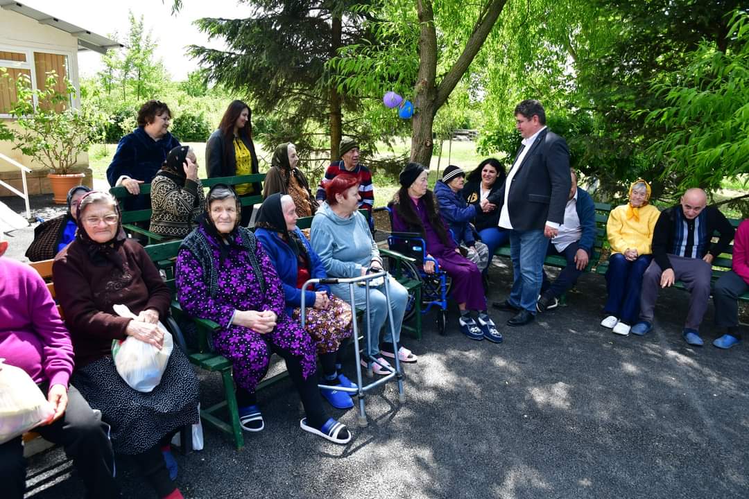 O comunitate a faptelor bune: Bucurie și momente pline de emoție la Centrul Rezidențial pentru Persoane Vârstnice Ghergani
