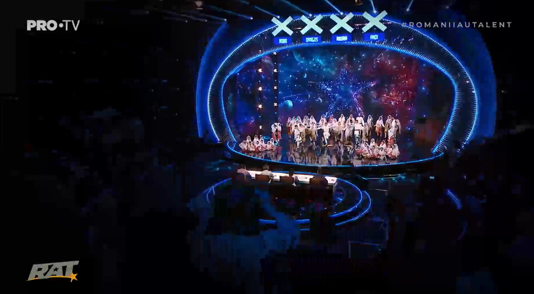 Adevărații ambasadori ai județului Dâmbovița: Ansamblul „Florile Malului” a adus în fața românilor „Hora Satului” pe scena „ Românii au talent”