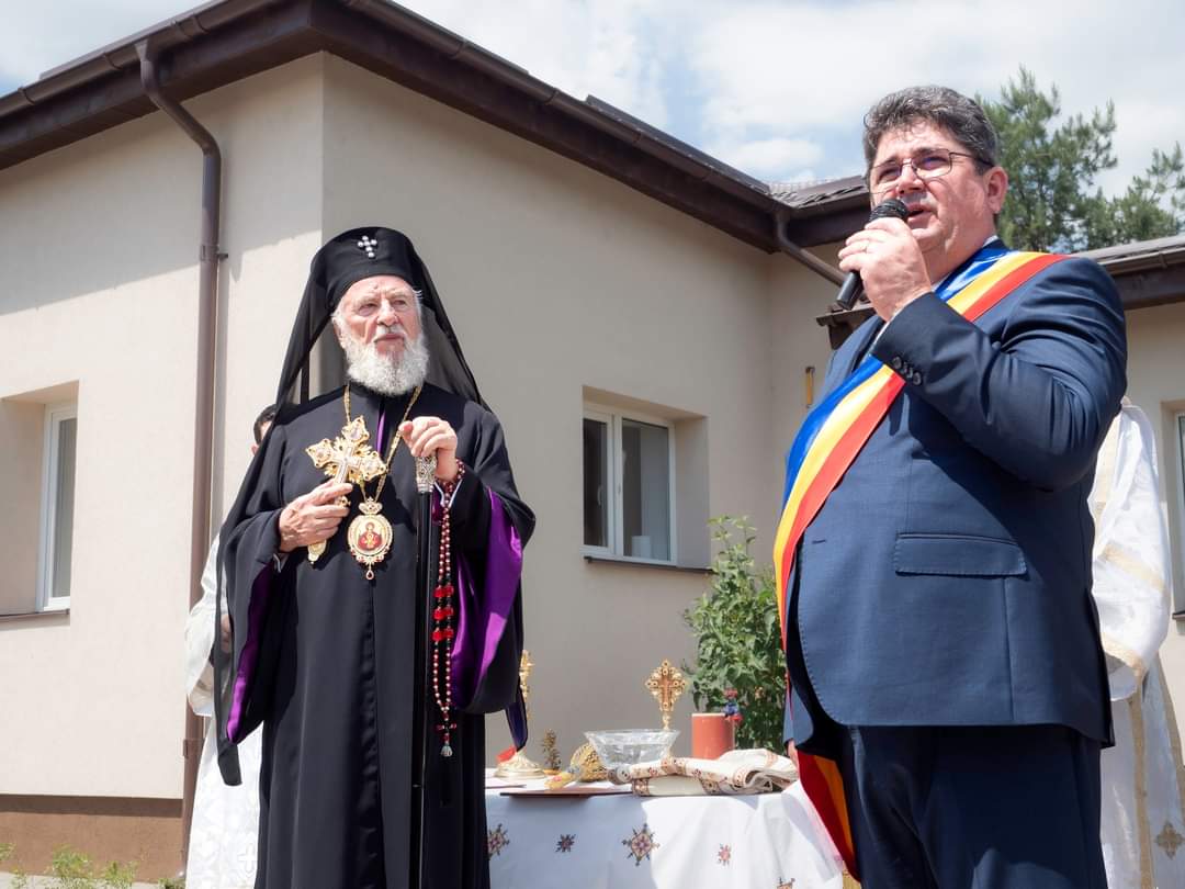 Sfințirea noii case parohiale la Ghergani: Un moment de comuniune și implicare comunitară