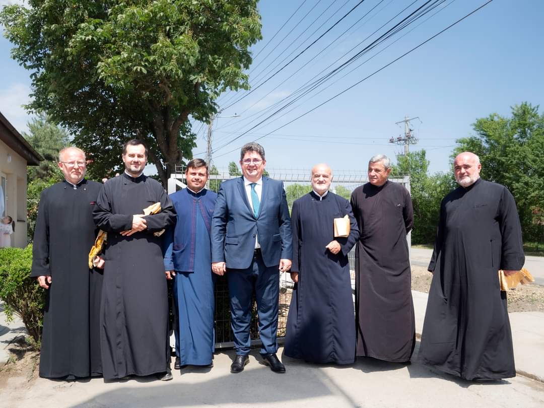 Sfințirea noii case parohiale la Ghergani: Un moment de comuniune și implicare comunitară