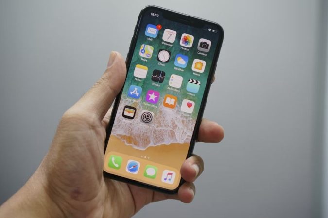 iPhone sau Samsung, ce sa alegi?