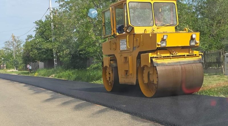 Se asfaltează Drumul Comunal 159 din comuna Niculești, este vorba despre un proiect cu finanțare prin Anghel Saligny,