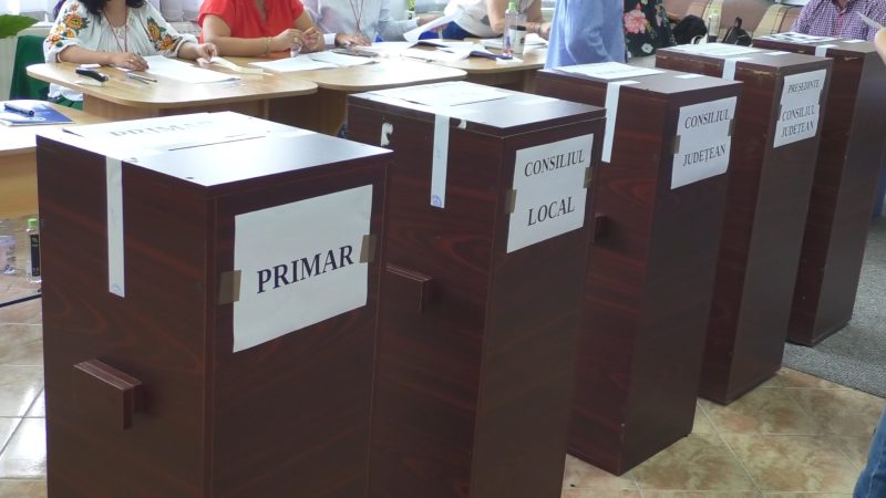 Alegerile pentru Primăria Găești, marcate de nereguli și semne de întrebare: PSD Dâmbovița solicită investigarea urgentă a situației PSD Dâmboviţa va depune o contestaţie în cazul alegerii primarului oraşului Găeşti, motivul fiind discrepanţe în numărul buletinelor de vot comparativ cu cel din procesul verbal.
