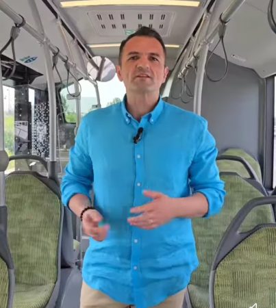 Primăria municipiului Târgoviște a îmbunătățit semnificativ  condițiile oferite de transportul public local, în special în contextul caniculei.