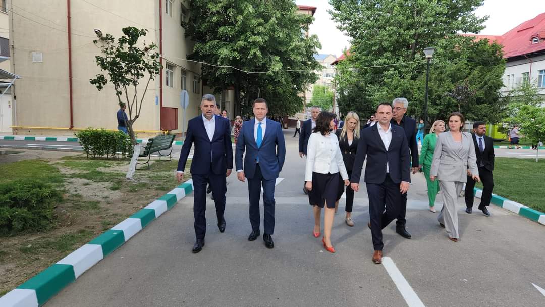 PSD Dâmbovița informează cetățenii că premierul României, Marcel Ciolacu, a anunțat introducerea salariului minim european în țară.
