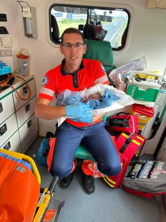 Astăzi URGENȚĂ SPECIALĂ pentru un echipaj de ambulanță de la Răcari Astăzi URGENȚĂ SPECIALĂ pentru un echipaj de ambulanță de la Răcari