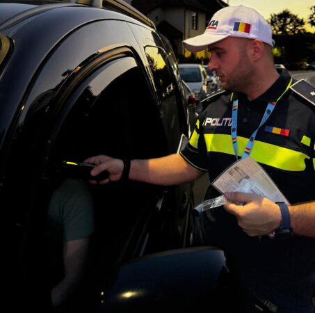 Dosar penal întocmit de polițiști dâmbovițeni pentru conducerea unui vehicul fără permis de conducere Dosar penal întocmit de polițiști dâmbovițeni pentru conducerea unui vehicul fără permis de conducere, polițiștii din cadrul Secției nr. 5