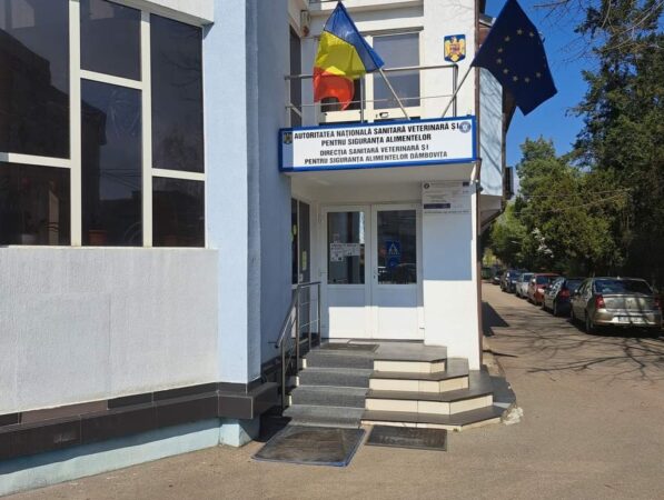 ALERTĂ: DSVSA Dâmbovița atrage atenția fermierilor cu privire la Pesta Micilor Rumegatoare ALERTĂ: DSVSA Dâmbovița atrage atenția fermierilor cu privire la Pesta Micilor Rumegatoare și vine cu o serie de recomandări.