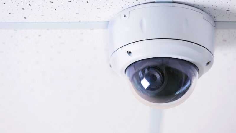 Supravegherea 2.0: De ce aleg românii sistemele de securitate wireless