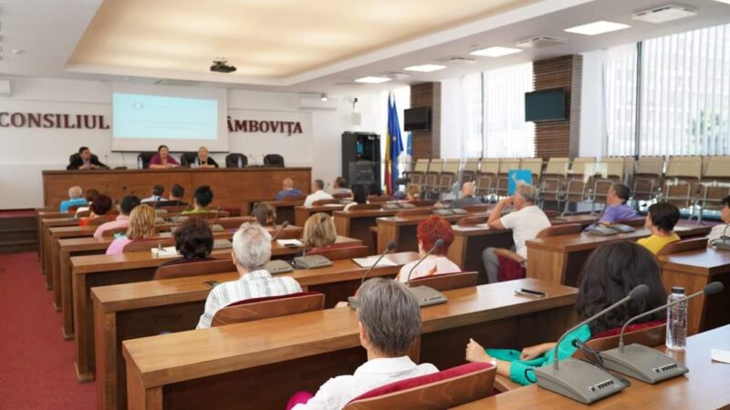 Sesiune de formare organizată de Prefectura Dâmbovița pentru o administrație publică eficientă Sesiune de formare organizată de Prefectura Dâmbovița pentru o administrație publică eficientă, inițiatorul este prefectul județului Dâmbovița, Claudia Gilia.