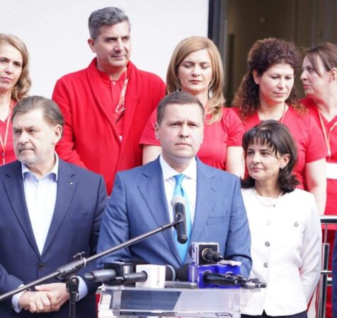 CJ Dâmbovița a marcat un pas important în proiectul "Sănătate pentru Dâmbovița" prin semnarea a 7 contracte de achiziții în valoare totală de peste